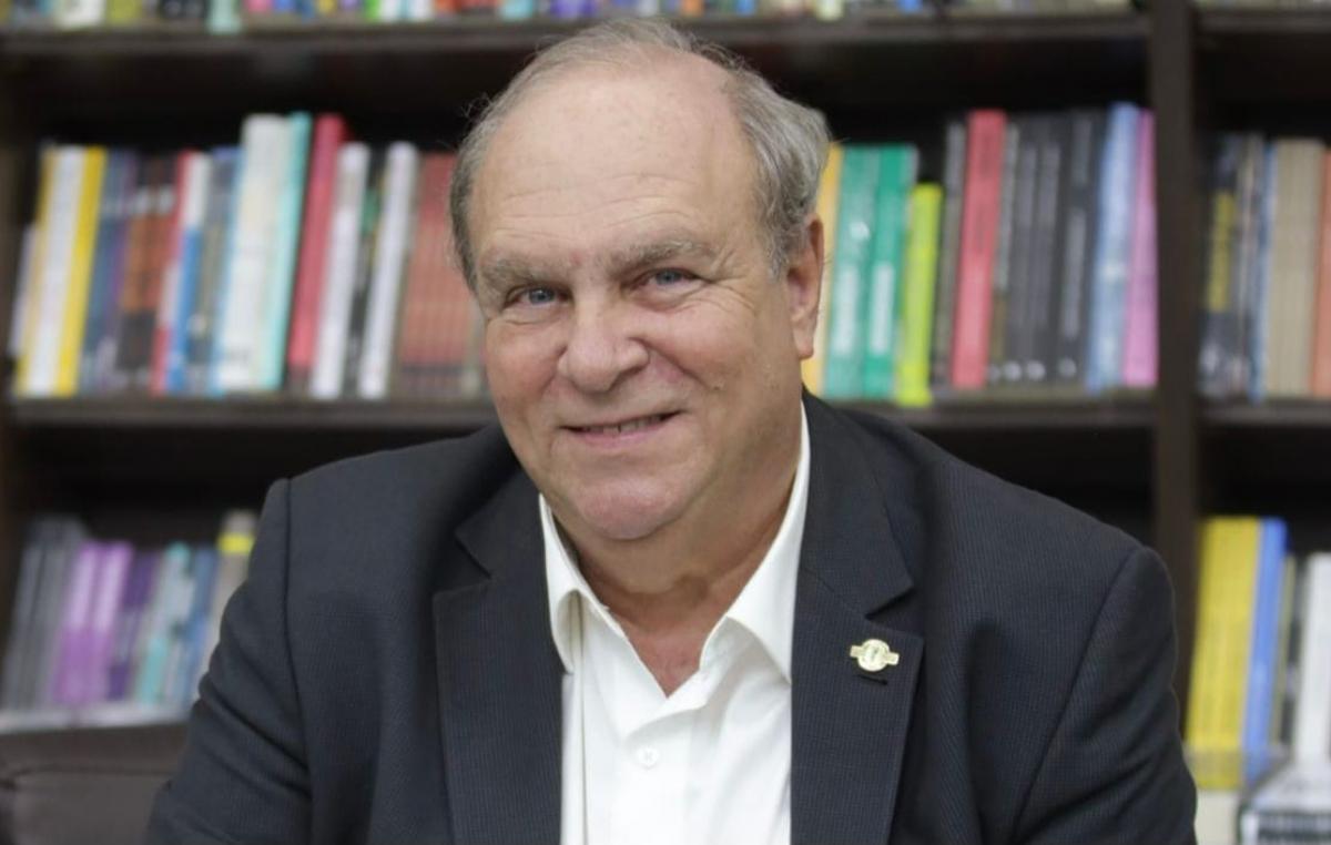 Sarau Latinos celebra a força da latinidade com música e literatura em Aracaju